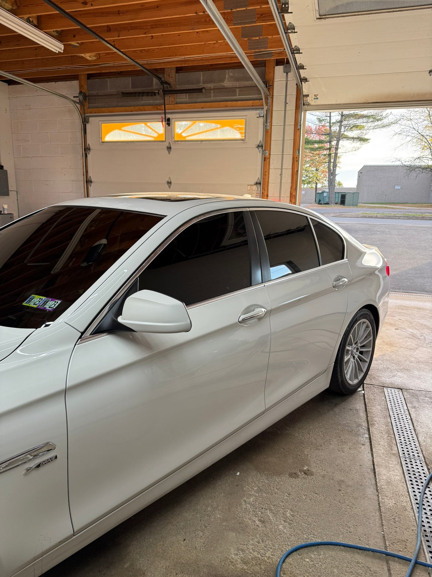 Full Car Tint – Sedan (All Windows Except Windshield)