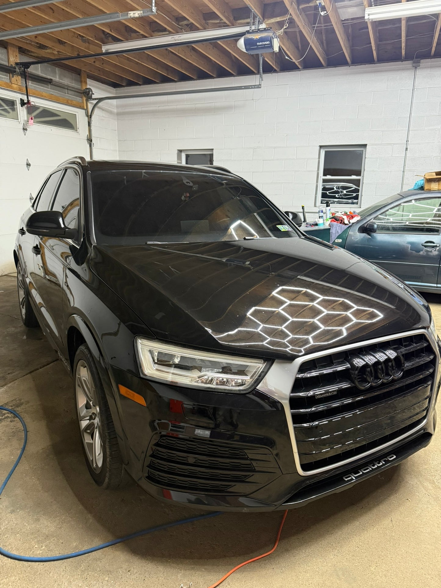 Full Car Tint – SUV / Truck (All Windows Except Windshield)